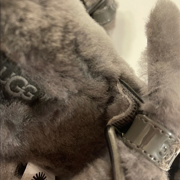 UGG Fuzz Yeah Slides charcoal Size 10 - Picture 11 of 12